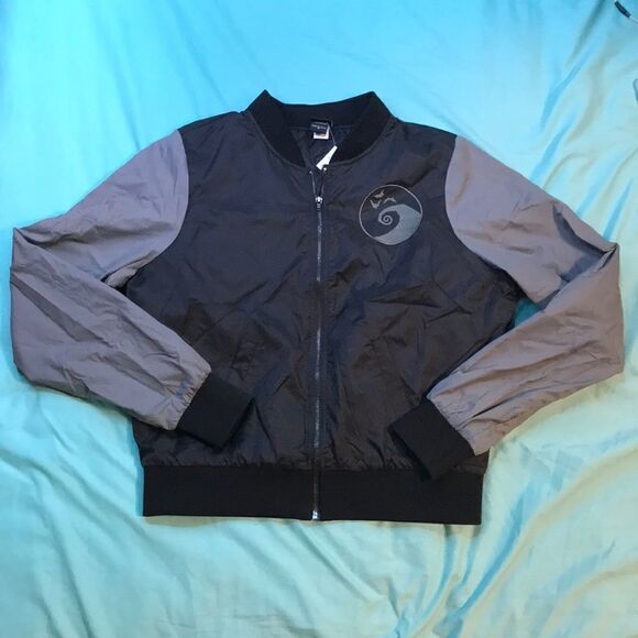 Jack Skellington Nightmare Before Christmas Halloween Bomber Jacket Junior’s - Picture 5 of 11